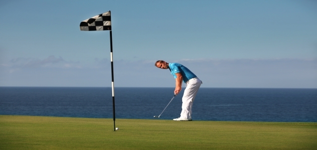 Gran Canaria - Lopesan Meloneras Golf Spieler und Meer